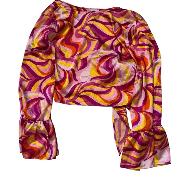 LIFE Love is for Eternity Flowers Bell Sleeve S Crop Top - Picture 4 of 6